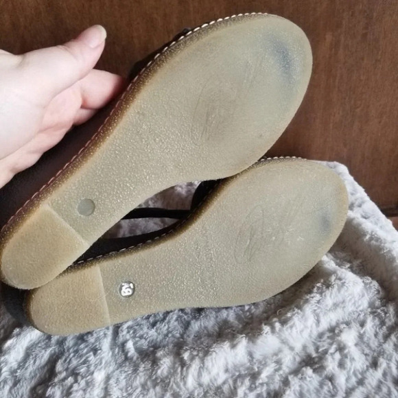 Donald J Pliner Metal Wedge Sandals Slingback  9.5 - Picture 9 of 10